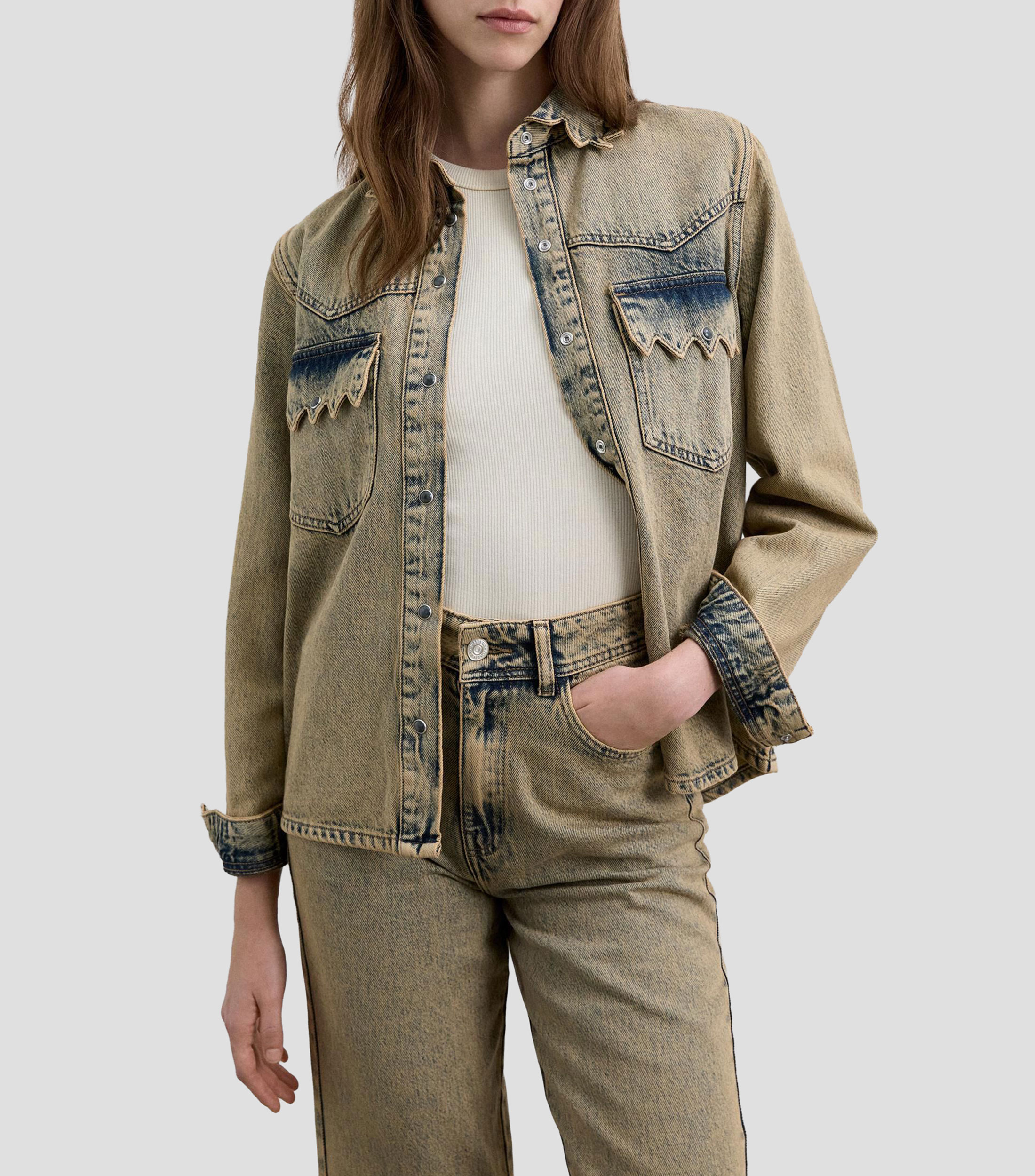 Camisa lisa en mezclilla manga larga Mujer